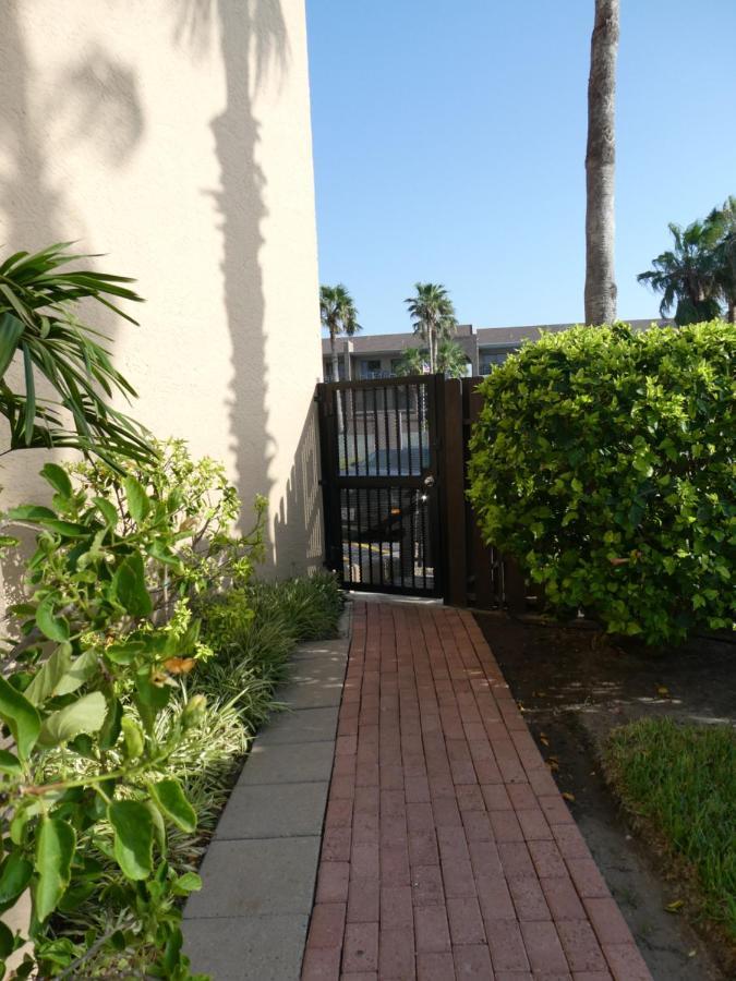 Beachside Bungalow: Surfside I #104 South Padre Island Exterior foto